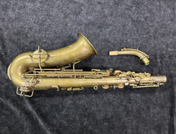 Photo Early Vintage Martin Handcraft Alto Sax in Raw Brass # 39275